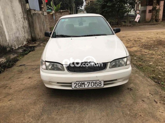 Bán Toyota Corolla năm sản xuất 2001, màu trắng