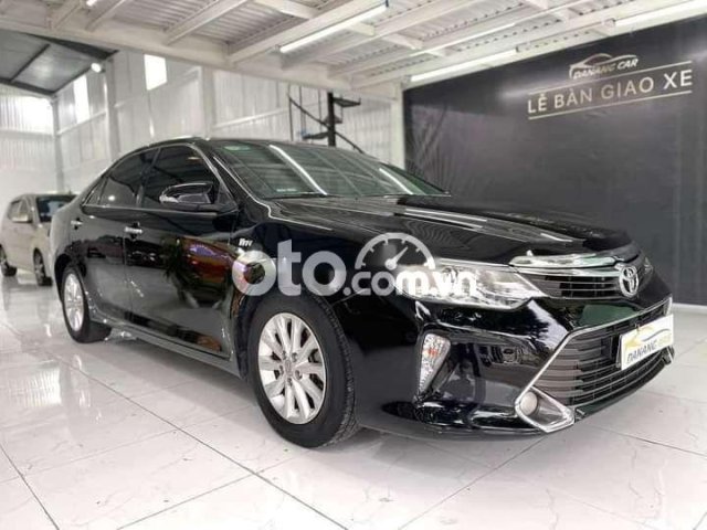 Bán Toyota Camry 2.0E sản xuất 2015, màu đen, nhập khẩu nguyên chiếc chính chủ, giá chỉ 680 triệu0