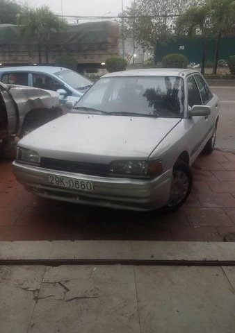 Bán Mazda 323 sản xuất 1994, màu bạc, 30tr