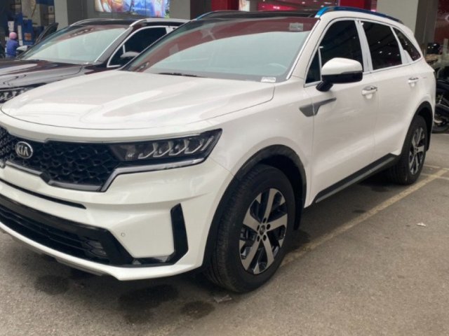 Bán Kia Sorento 2.2D Signature AWD năm sản xuất 2022, màu trắng