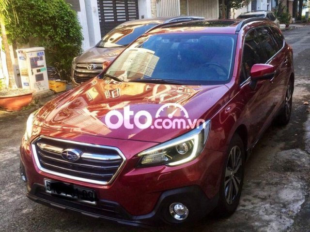 Cần bán xe Subaru Outback sản xuất năm 2019, màu đỏ, nhập khẩu chính chủ