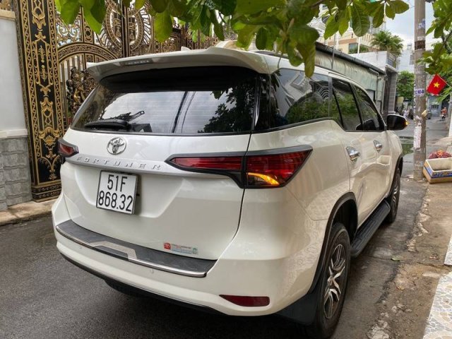 Cần bán Toyota Fortuner sản xuất năm 2018, màu trắng, xe nhập 1