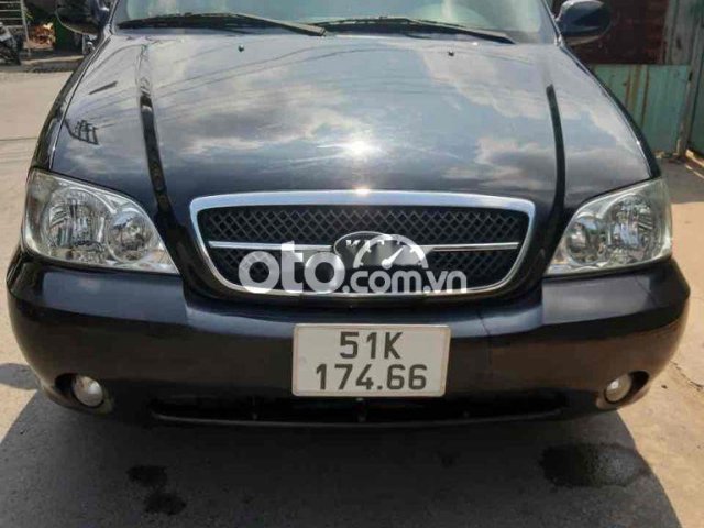 Xe Kia Carnival GS sản xuất năm 2007, màu đen