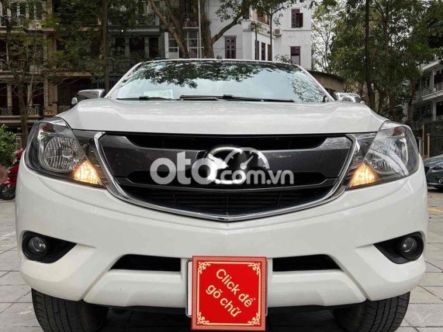 Cần bán xe Mazda BT-50 năm sản xuất 2018, màu trắng, nhập khẩu  0