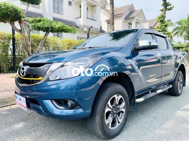 Bán Mazda BT-50 2.2AT Luxury sản xuất năm 2020, màu xanh lam, nhập khẩu  0