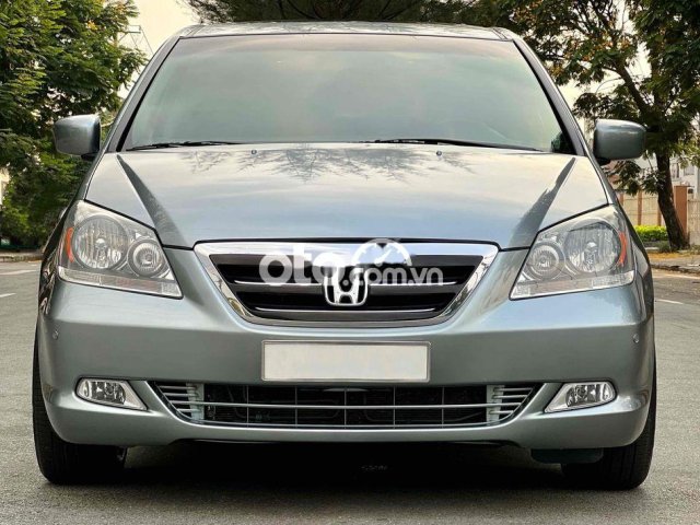 Cần bán lại xe Honda Odyssey sản xuất năm 2005, màu xanh lam, nhập khẩu nguyên chiếc0