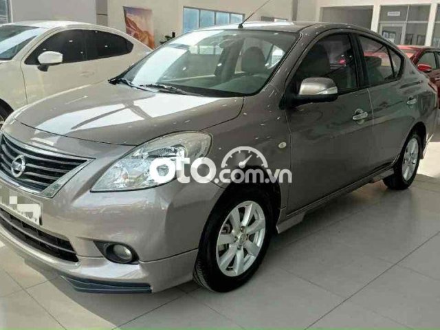 Cần bán lại xe Nissan Sunny sản xuất năm 2018, màu bạc như mới0