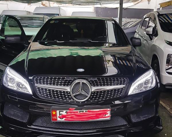 Bán Mercedes-Benz C300 sản xuất năm 2010, màu đen