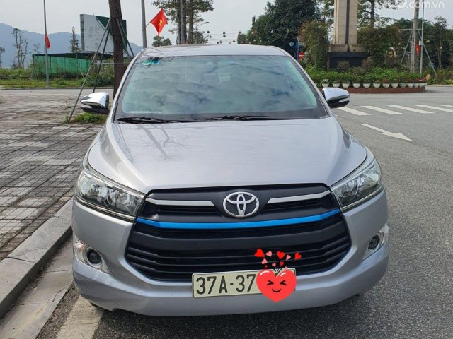 Bán Toyota Innova 2.0E sản xuất 2016, màu bạc