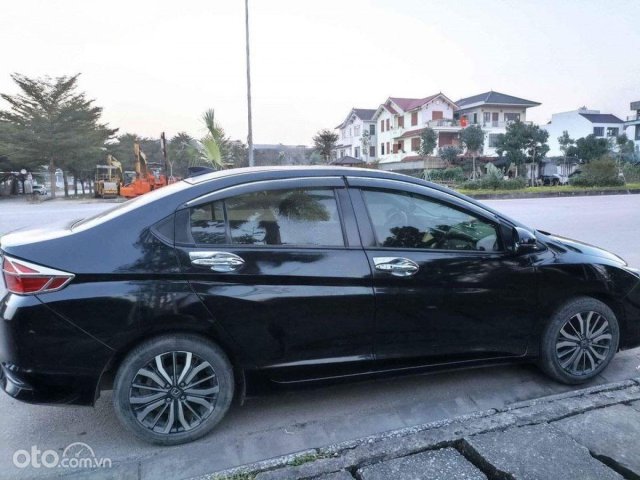 Cần bán xe Honda City 1.5 Top CVT năm sản xuất 2018, màu đen