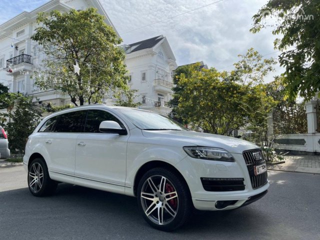 Cần bán lại xe Audi Q7 sản xuất năm 2012 nhập Đức0