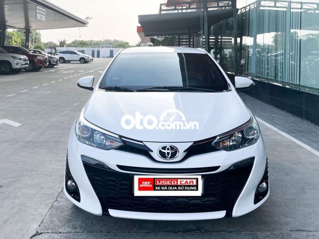 Cần bán lại xe Toyota Yaris 1.5G CVT 2018, màu trắng, xe nhập, giá tốt