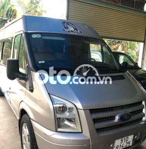 Bán xe Ford Transit tiêu chuẩn năm sản xuất 2010