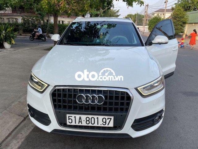 Cần bán lại xe Audi Q3 S Line năm 2013, xe nhập, giá tốt