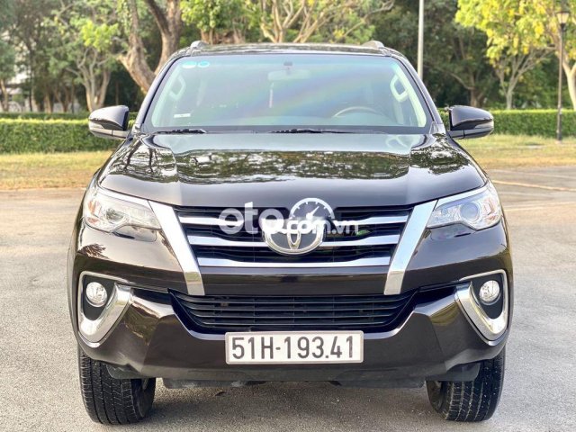 Cần bán lại xe Toyota Fortuner sản xuất năm 2018, màu nâu, nhập khẩu