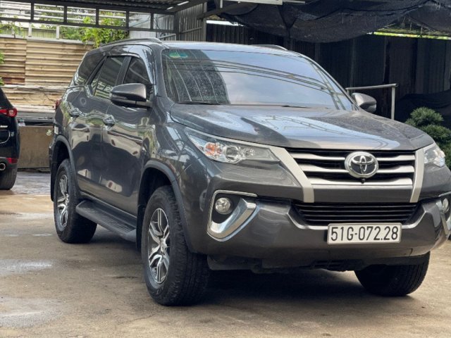 Cần bán lại xe Toyota Fortuner V năm sản xuất 2018 còn mới, giá tốt