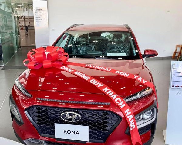 Bán Hyundai Kona 2.0AT tiêu chuẩn 2022, màu đỏ, 612 triệu