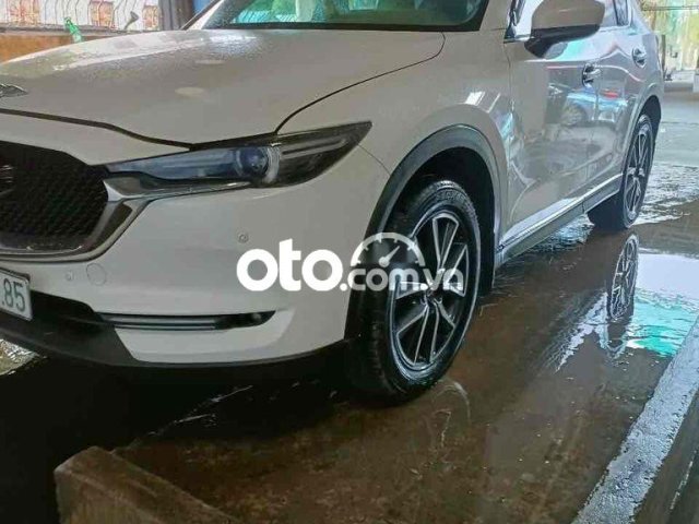 Cần bán gấp Mazda CX-5 năm sản xuất 2019, màu trắng còn mới, giá 795tr0