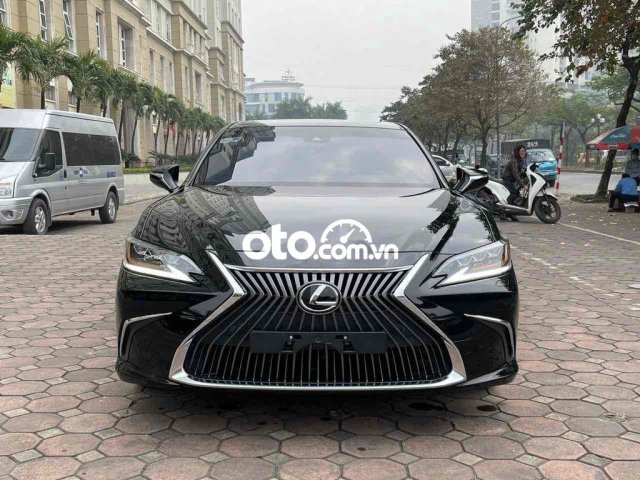 Cần bán Lexus ES 250 năm sản xuất 2021, màu đen, nhập khẩu0