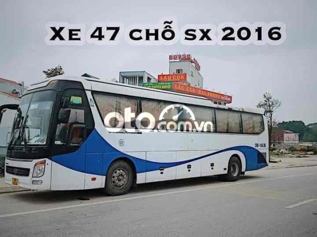 Bán ô tô Hyundai Universe sản xuất năm 2016, màu trắng