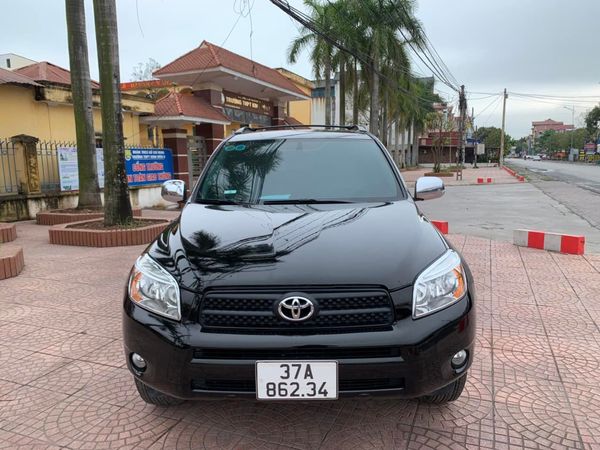 Bán xe Toyota RAV4 sản xuất năm 2008, màu đen, xe nhập