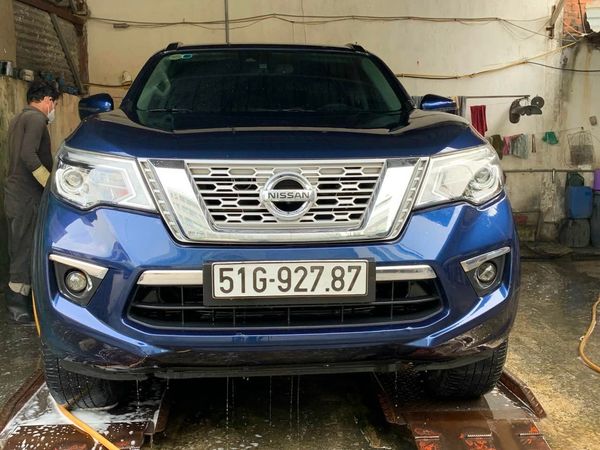 Bán Nissan Terra V 2.5AT 4WD năm sản xuất 2018, màu xanh lam, nhập khẩu0