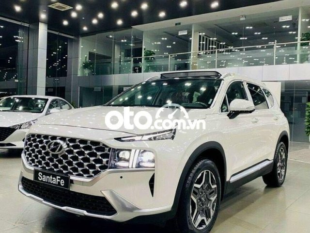 Bán xe Hyundai Santa Fe 2.5 xăng cao cấp năm sản xuất 2022, màu trắng, xe nhập