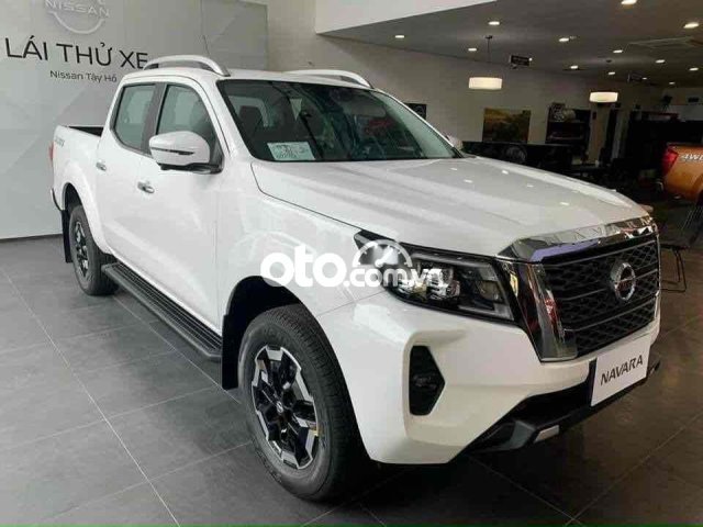 Cần bán Nissan Navara 2.5 sản xuất 2021, màu trắng, xe nhập, giá tốt0