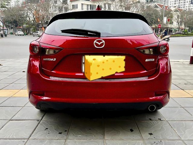 Bán xe Mazda 3 1.5L Sport Luxury 2019, màu đỏ