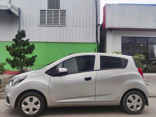 Xe Chevrolet Spark Dou Van 1.2MT sản xuất 2018, màu bạc, giá chỉ 178 triệu