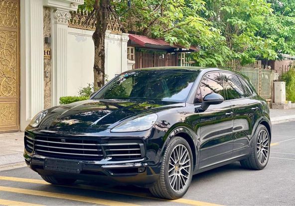 Porsche Cayenne 2017 tại 10