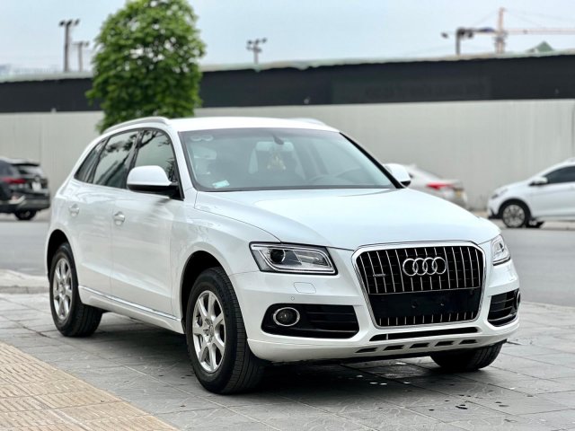 2015 Audi Q5 Crossover Earns Top Safety Pick  Award