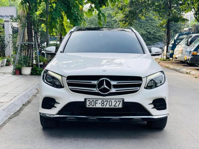 Mercedes-Benz GLC 300 2019 tại 10