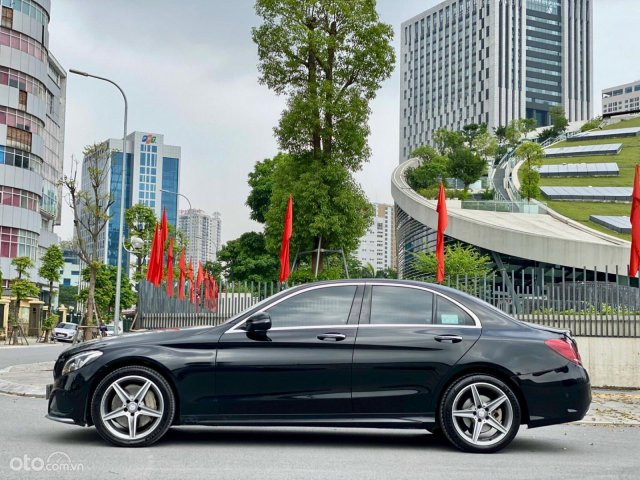 Ưu đãi giá cực tốt C300 AMG, xe đẹp cứng cáp biển TP giá 1 tỷ 169 triệu0