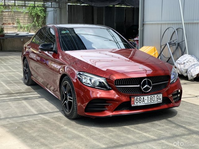 Sedan cao cấp