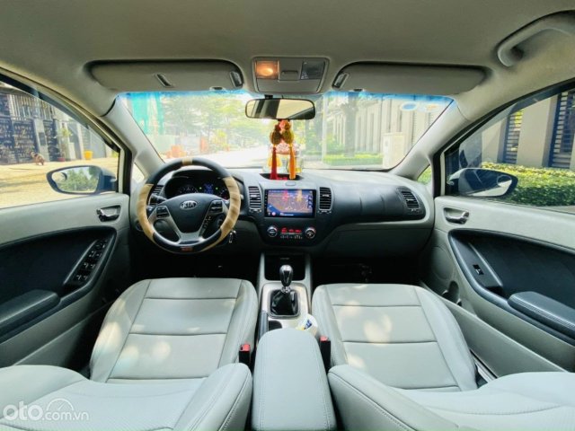 Mẫu xe hiện đại11