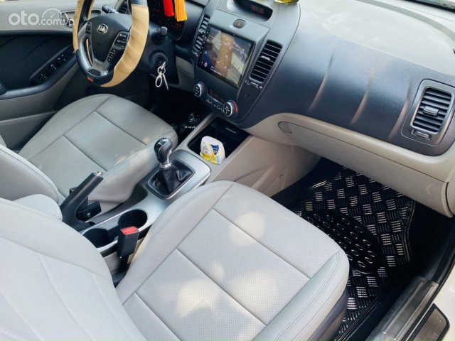 Mẫu xe hiện đại24