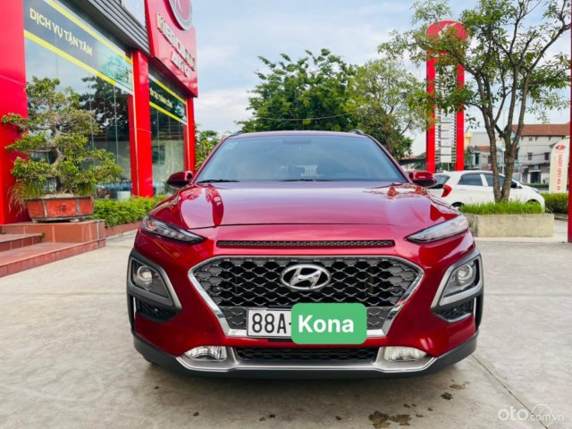 Xe màu đỏ, giá 650tr