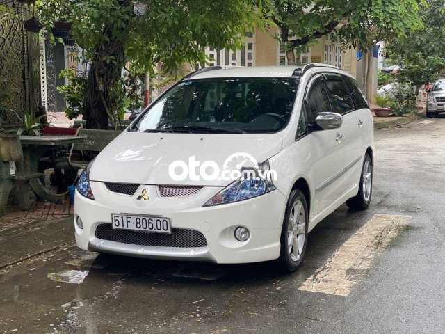 Nhà mình cần bán xe Mitsubishi Grandis 2011 số tự động xe sử dụng gia đình   Anh Hóa  MBN175663  0906395398