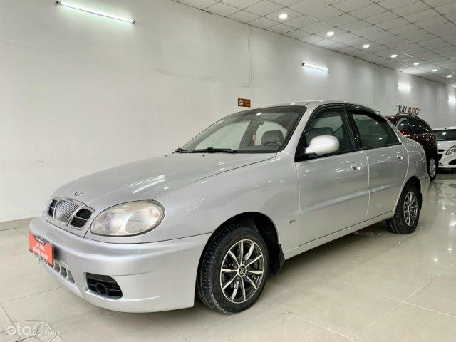 Cần bán lại xe Daewoo Lanos đời 2005 màu bạc còn mới giá cạnh tranh