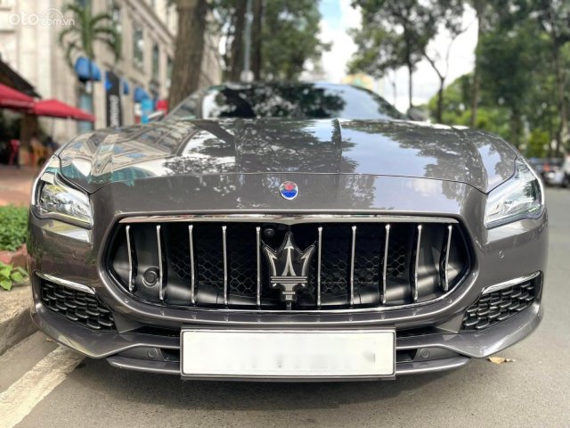 Cần bán lại xe Maserati Quatroporte năm dk3/2022 còn bảo hành tới 2025 chính chủ giá tốt 5 tỷ 850tr