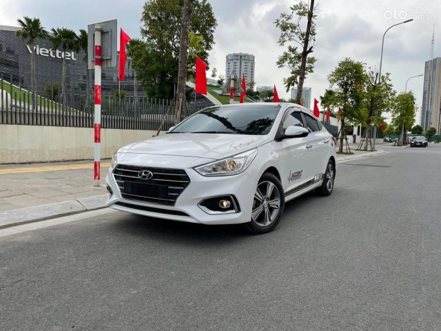 Hyundai Accent 1.4AT bản full 2020, chạy chuẩn 2v9 km