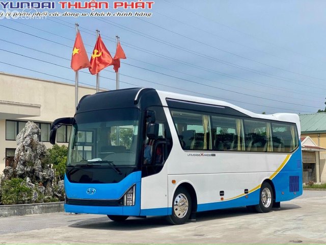 Hino 29 ghế new0