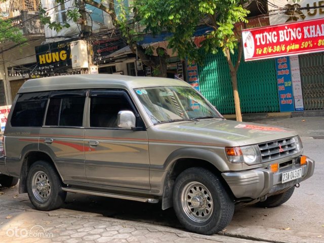 Mua bán xe ô tô Mitsubishi Pajero 2005 giá 185 triệu tại TpHCM  1885556