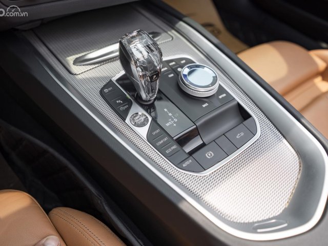 Xe màu đen, xe nhập22