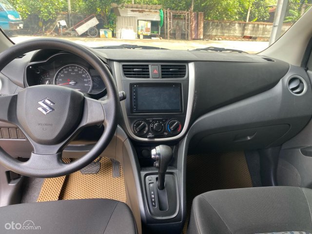 Xe còn mới, giá tốt 285tr5