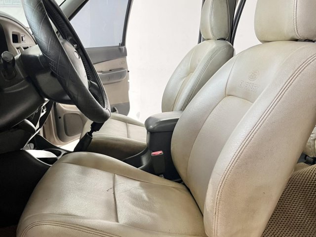 Cần bán xe máy dầu, số sàn6