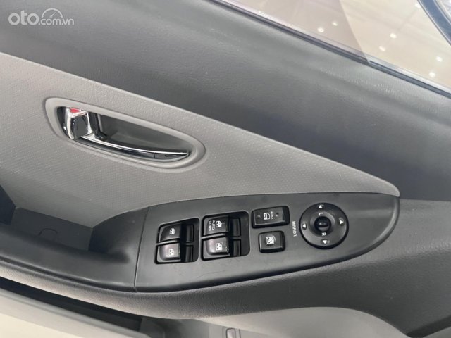 Bán ô tô giá chỉ 305 triệu8
