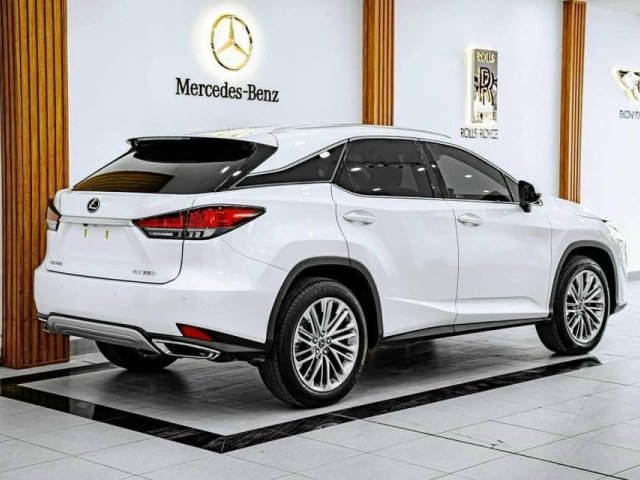 Xe lướt như mới, nguyên zin từ sơn đến nội thất cần bán12