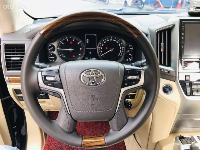 2016 Toyota Land Cruiser Review Ratings Specs Prices and Photos  The  Car Connection